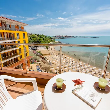 Apartment Complex Mirage Of Nessebar Exterior photo