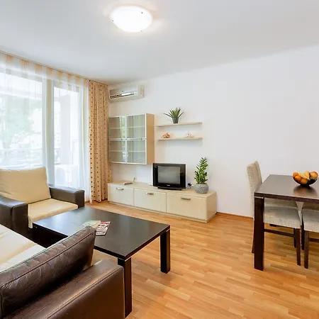 Apartment Complex Mirage Of Nessebar Exterior photo