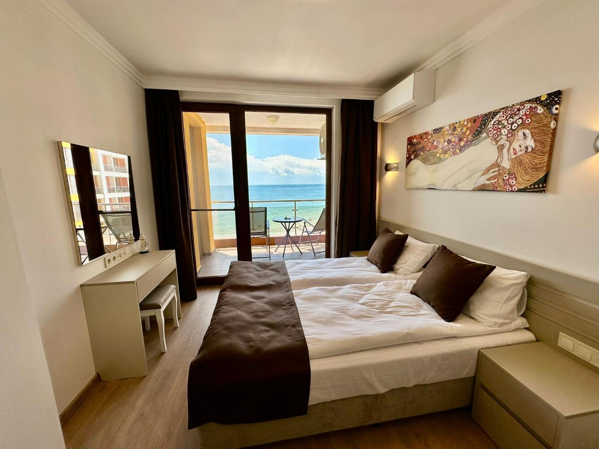 Complex Mirage Of Apartment Nesebar